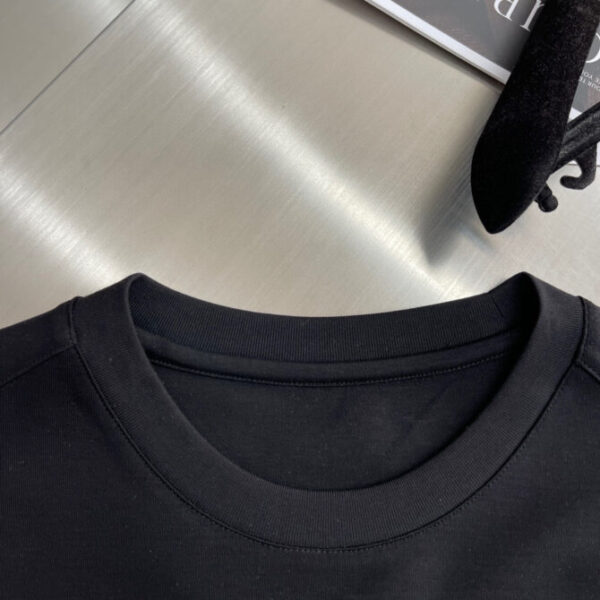 Prada T-Shirt - Image 7