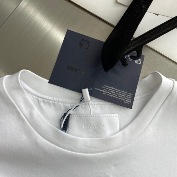 Prada T-Shirt - Image 7