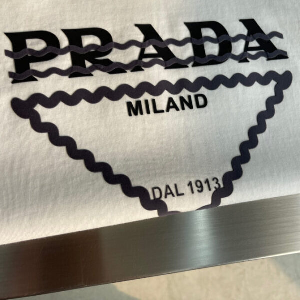 Prada T-Shirt - Image 7