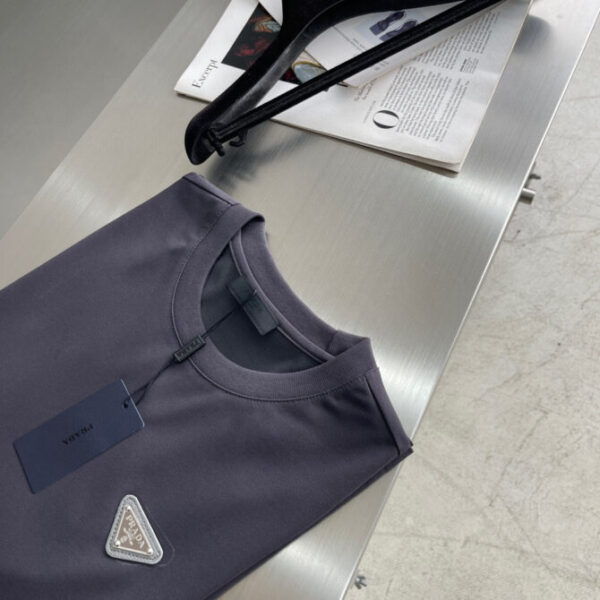 Prada T-Shirt - Image 8