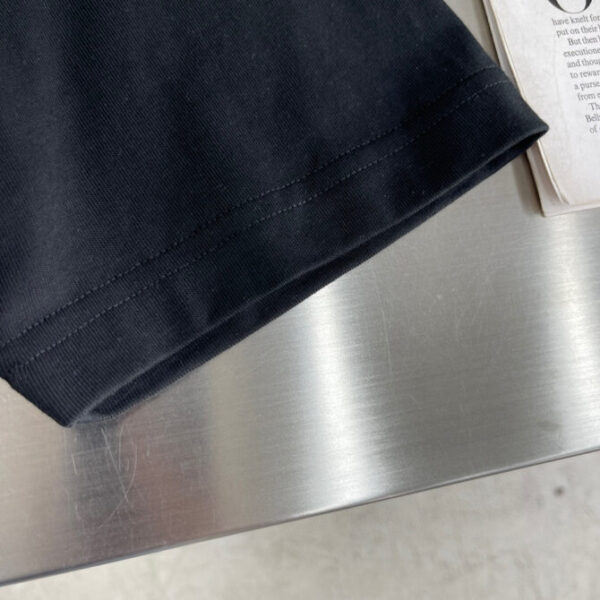 Prada T-Shirt - Image 5