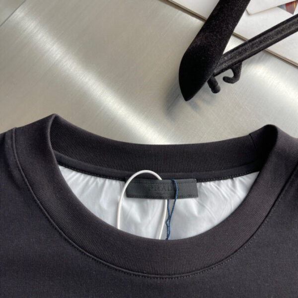 Prada T-Shirt - Image 8