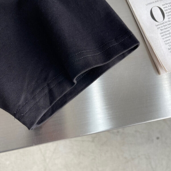 Prada T-Shirt - Image 6