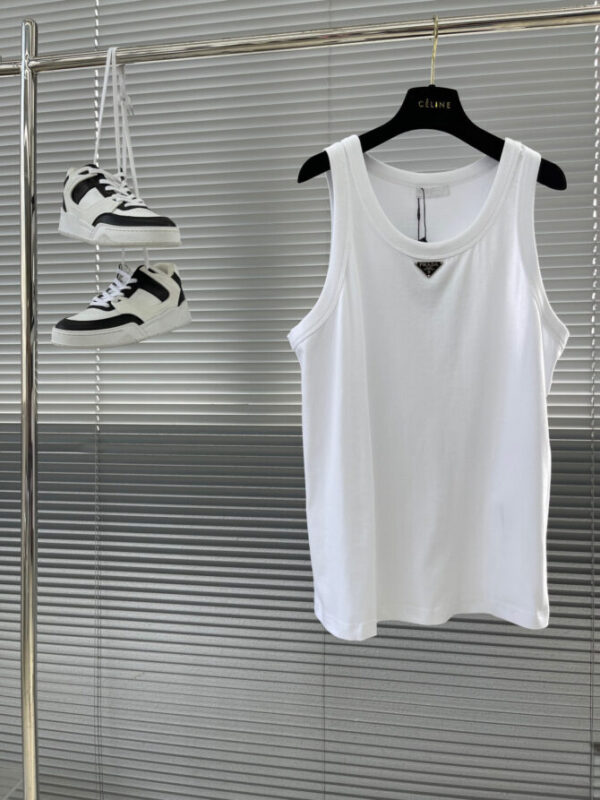 Prada T-Shirt - Image 4
