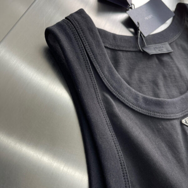 Prada T-Shirt - Image 7