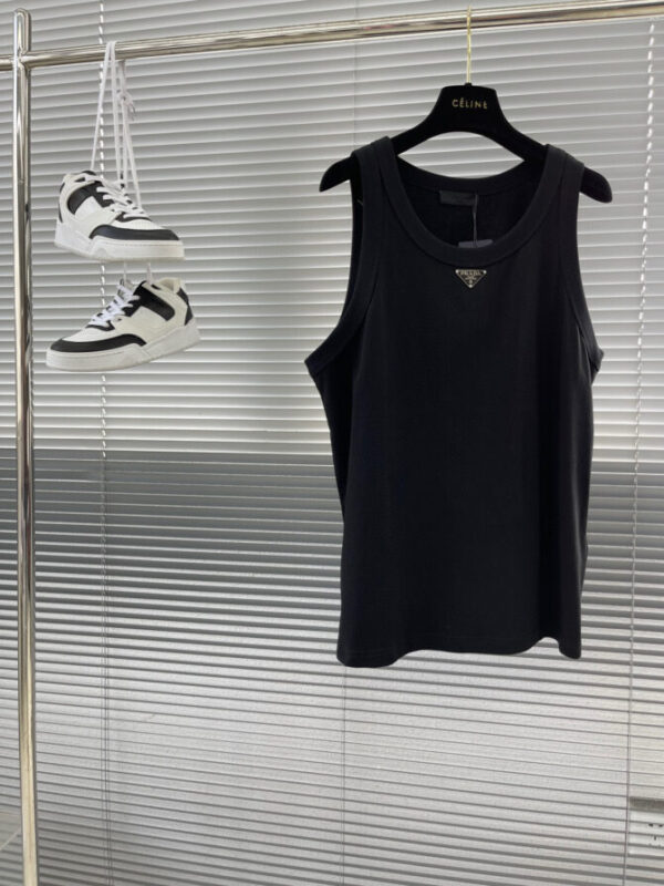Prada T-Shirt - Image 4