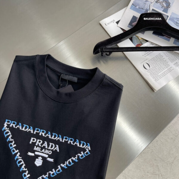 Prada T-Shirt - Image 4