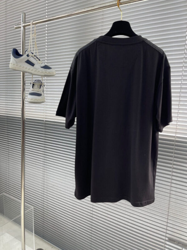 Prada T-Shirt - Image 2