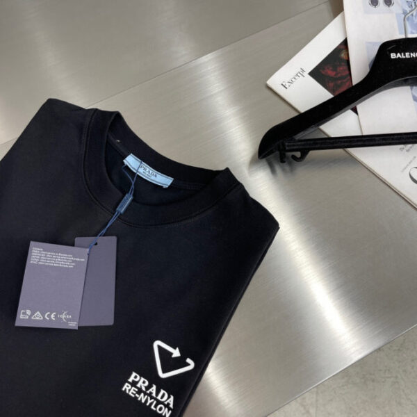 Prada T-Shirt - Image 7