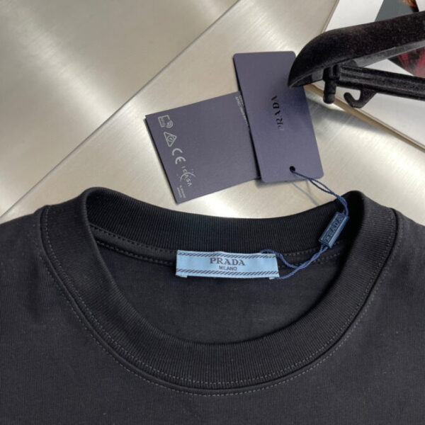 Prada T-Shirt - Image 5