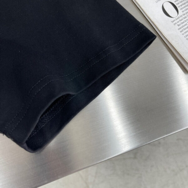 Prada T-Shirt - Image 4