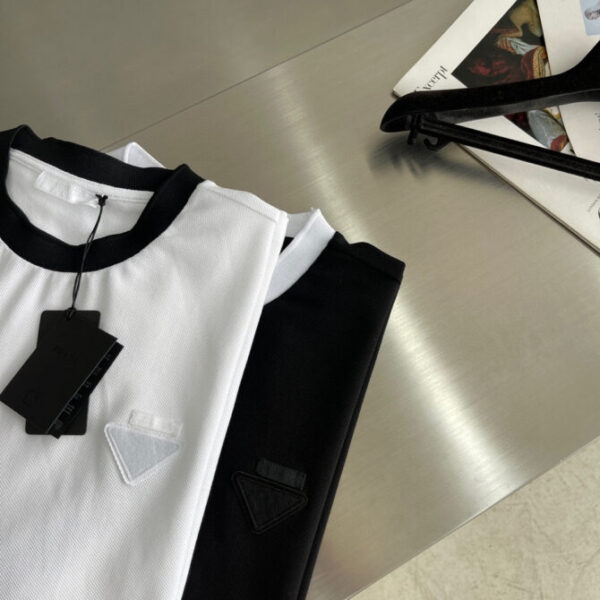 Prada T-Shirt - Image 8