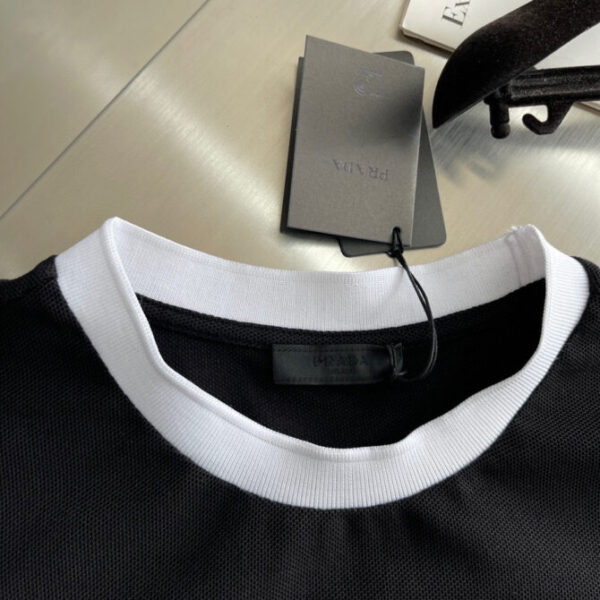 Prada T-Shirt - Image 7