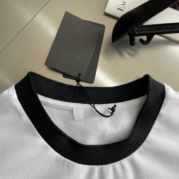 Prada T-Shirt - Image 7