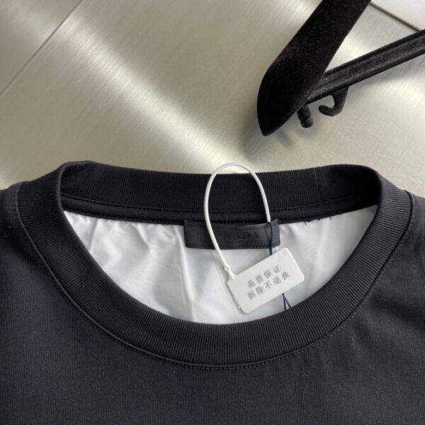 Prada T-Shirt - Image 8