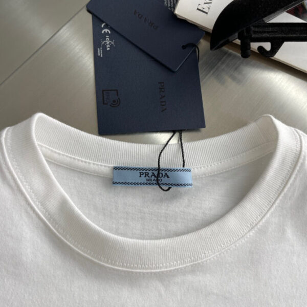Prada T-Shirt - Image 7