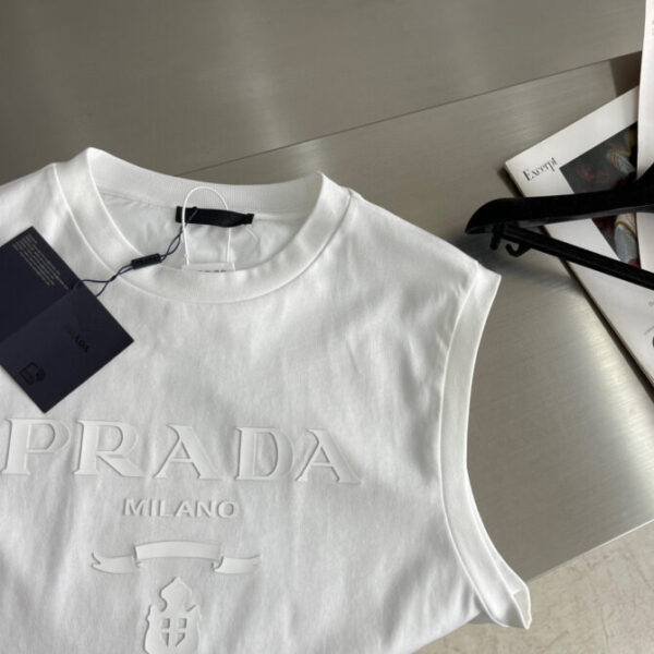 Prada T-Shirt - Image 8