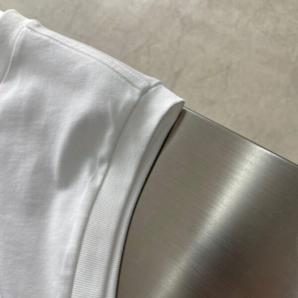 Prada T-Shirt - Image 5