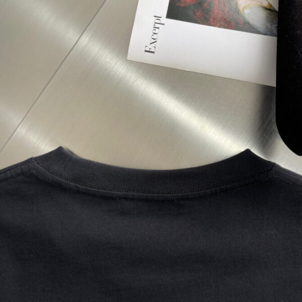 Prada T-Shirt - Image 4