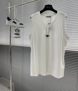 Prada T-Shirt