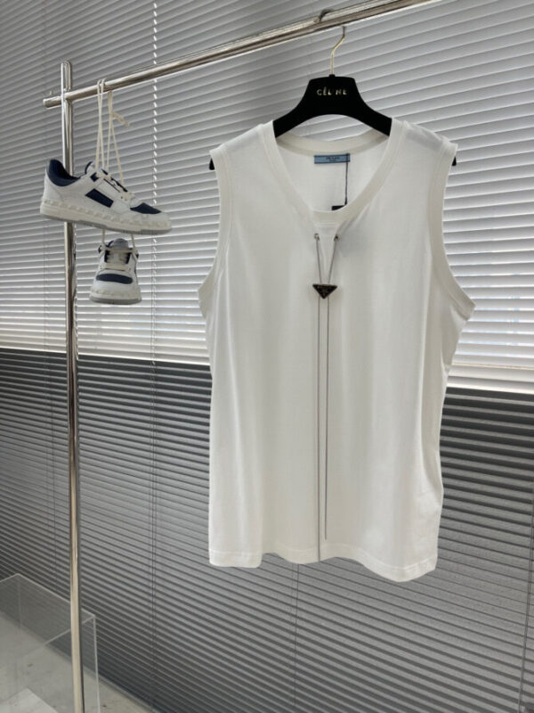 Prada T-Shirt