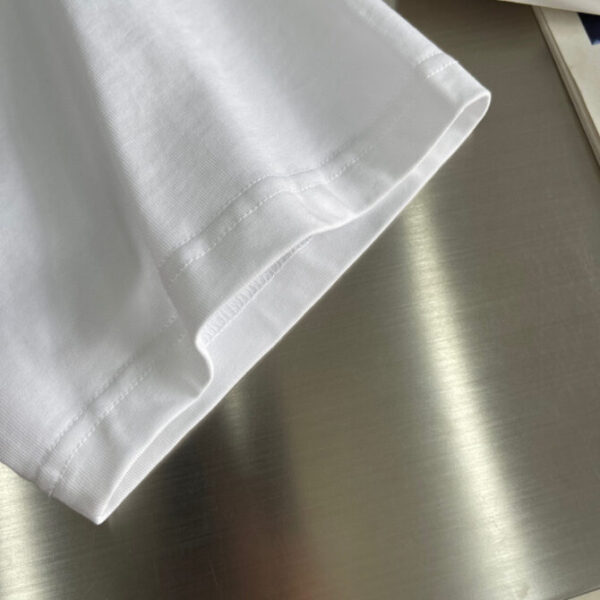Prada T-Shirt - Image 6
