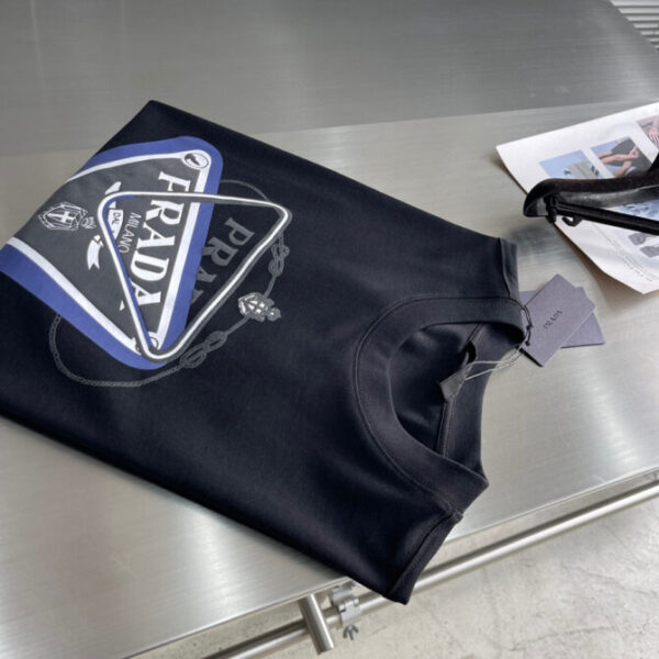 Prada T-Shirt - Image 8