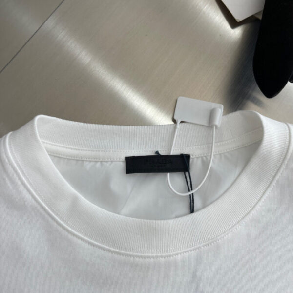 Prada T-Shirt - Image 8