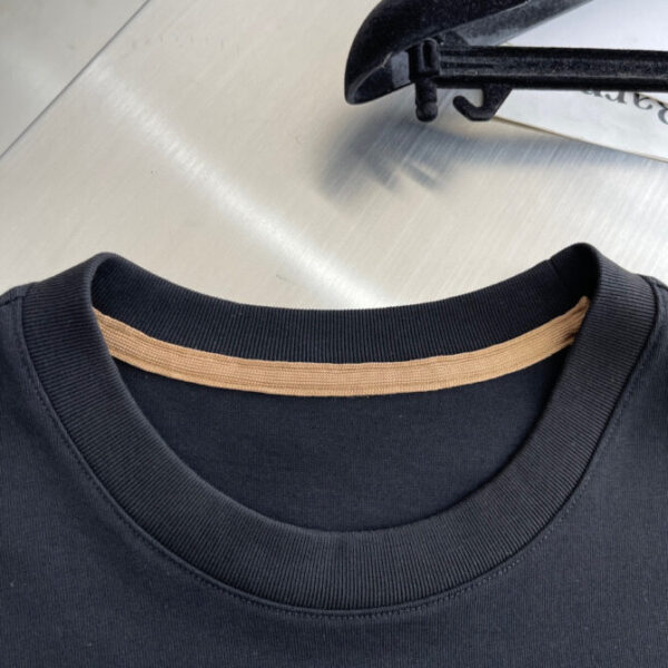 Prada T-Shirt - Image 8