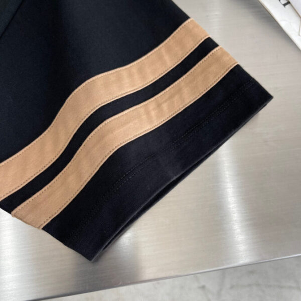Prada T-Shirt - Image 6