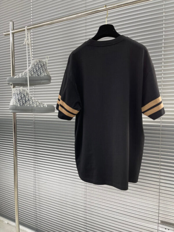 Prada T-Shirt - Image 2