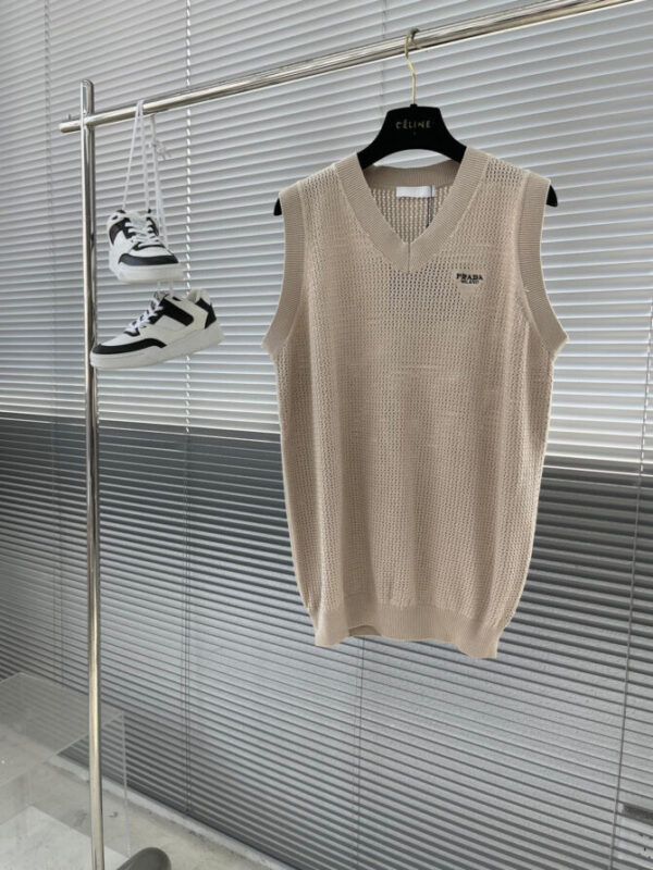 Prada T-Shirt