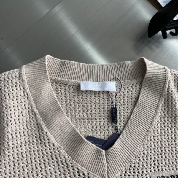 Prada T-Shirt - Image 3