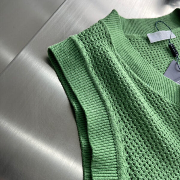 Prada T-Shirt - Image 7