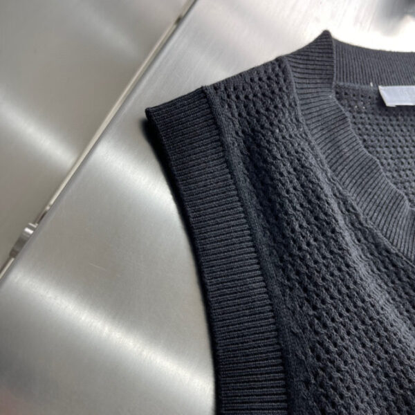 Prada T-Shirt - Image 2