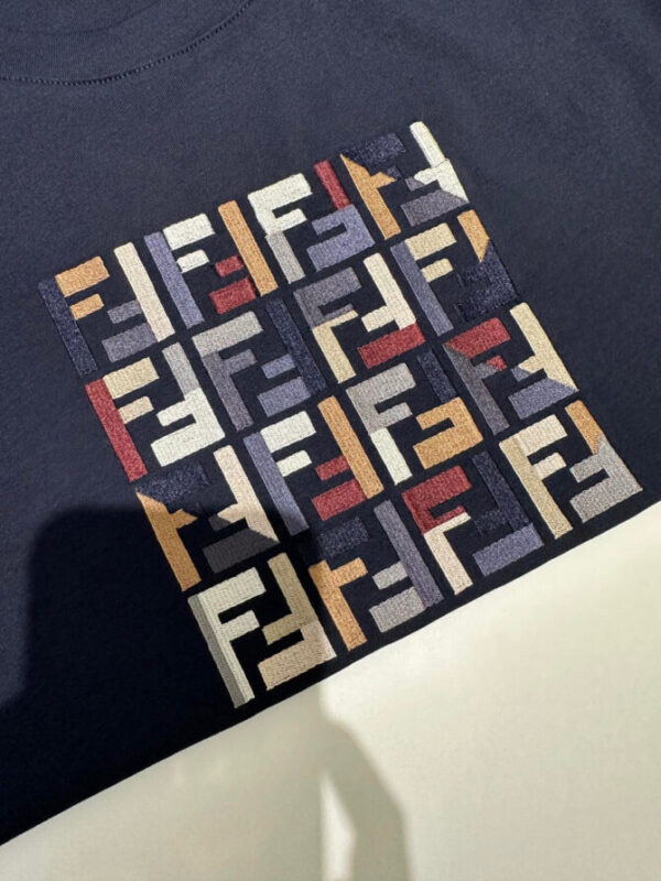 FENDI T-Shirt - Image 5