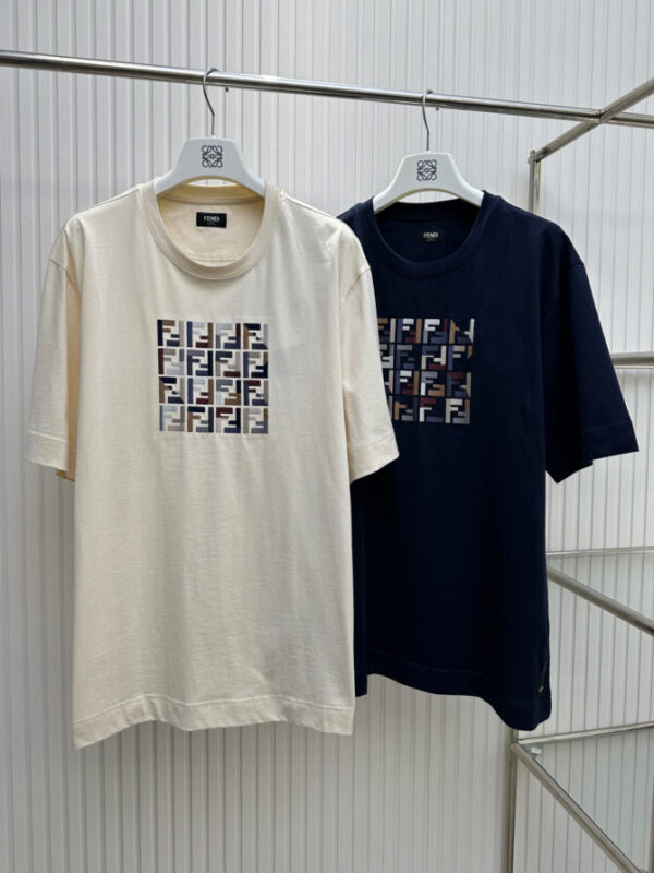 FENDI T-Shirt - Image 3