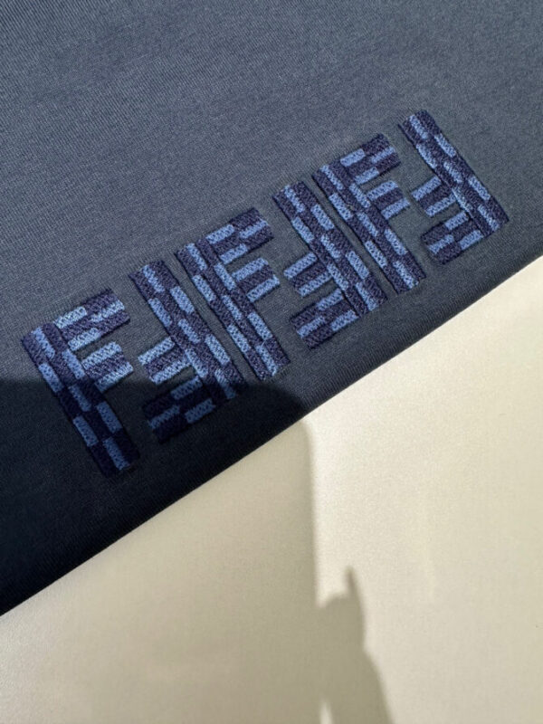 FENDI T-Shirt - Image 5