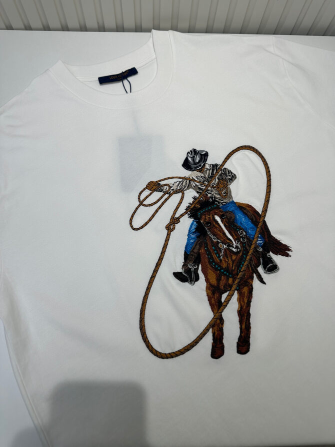 LV T-Shirt - Image 9