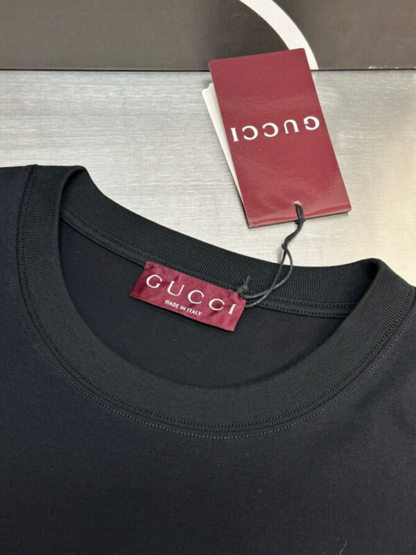 GUCCI T-Shirt - Image 8