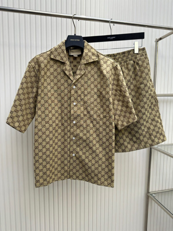 GUCCI Shirt - Image 3