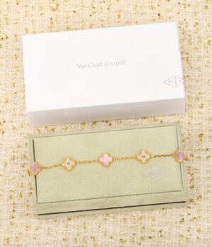 VCA Bracelet