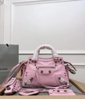 Balenciaga Le Cagole