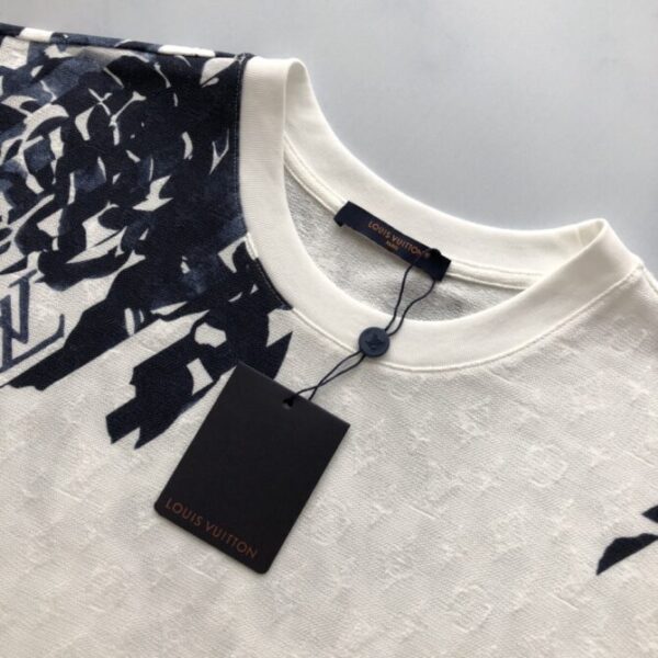 LV T-Shirt - Image 4