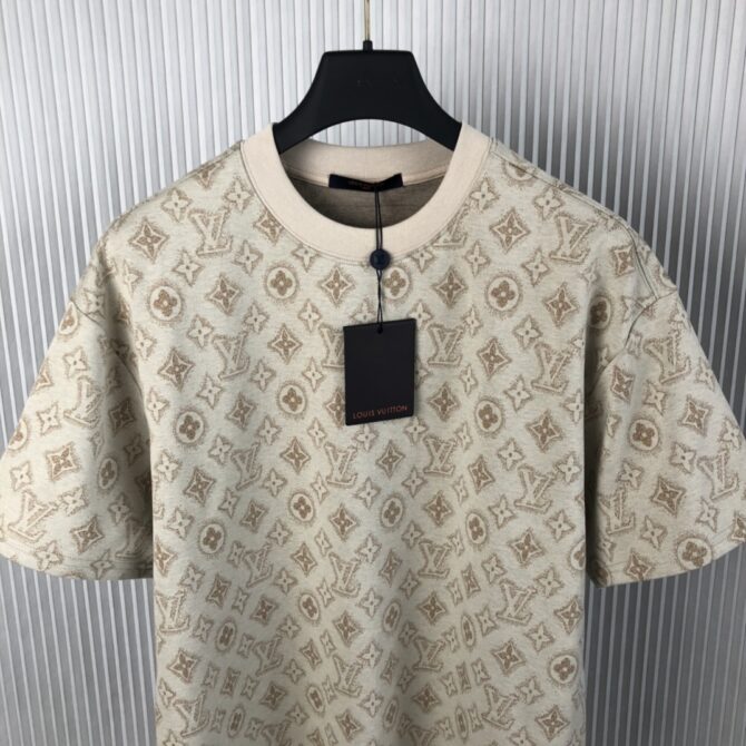 LV T-Shirt - Image 3