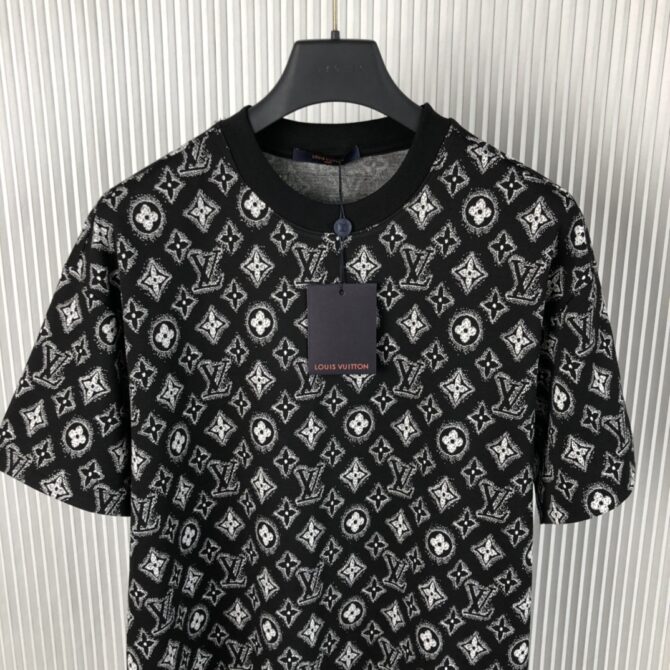 LV T-Shirt - Image 3