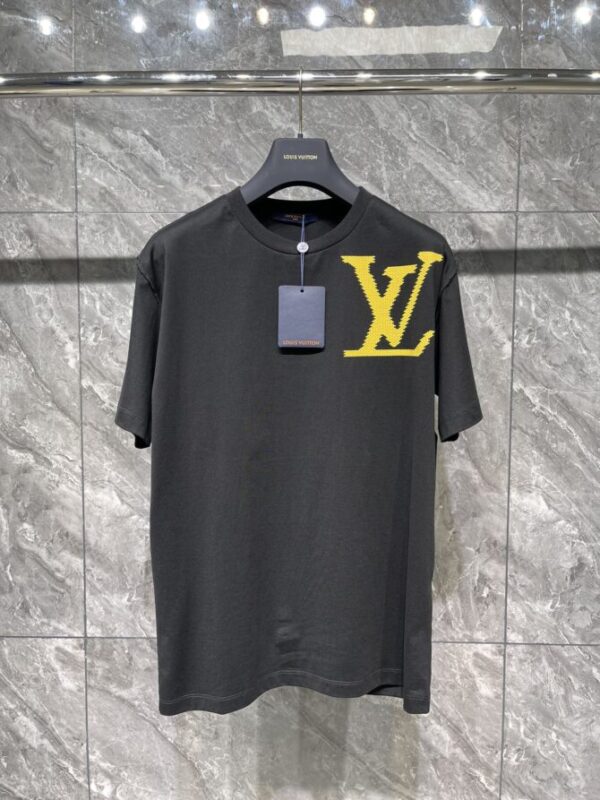 LV T-Shirt