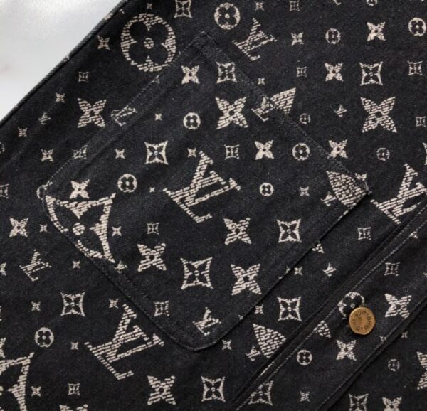 LV Shirt - Image 5