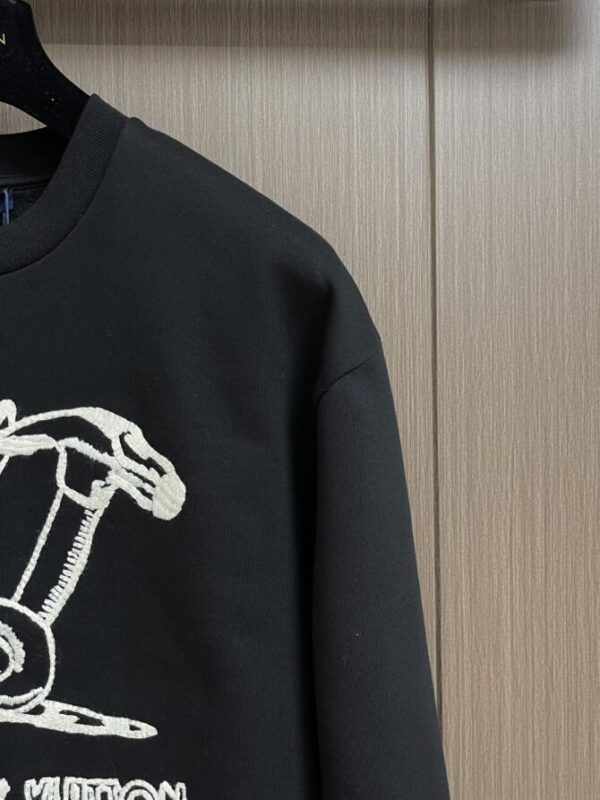 LV Sweater - Image 4