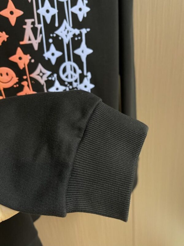 LV Sweater - Image 5